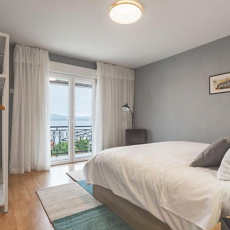 The Island Place Bol Exterior foto